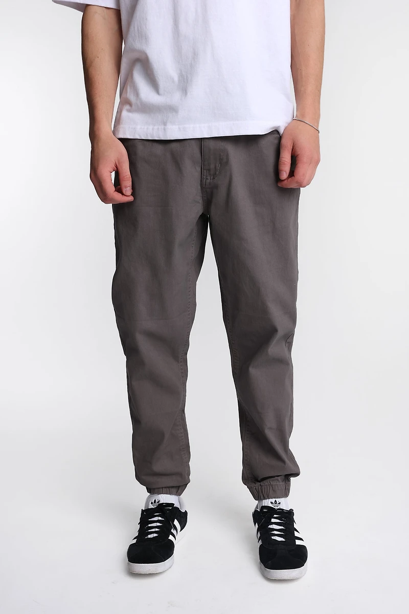 Relaxed Twill Jogger