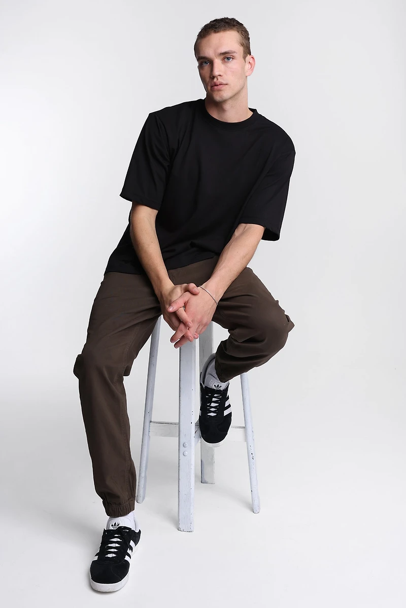 Relaxed Twill Jogger