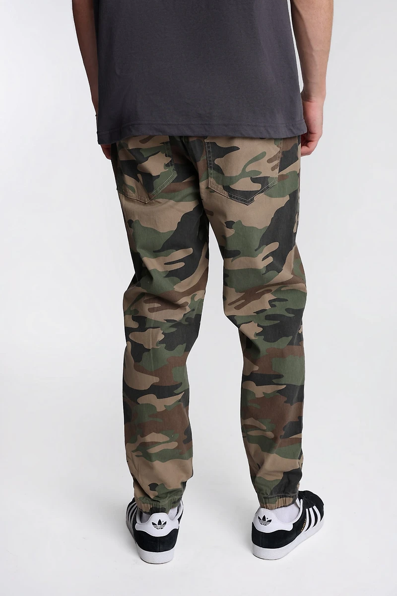 Relaxed Twill Jogger