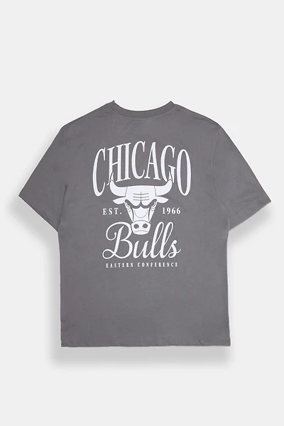 Chicago Bulls Embroidered Graphic Oversized Tee