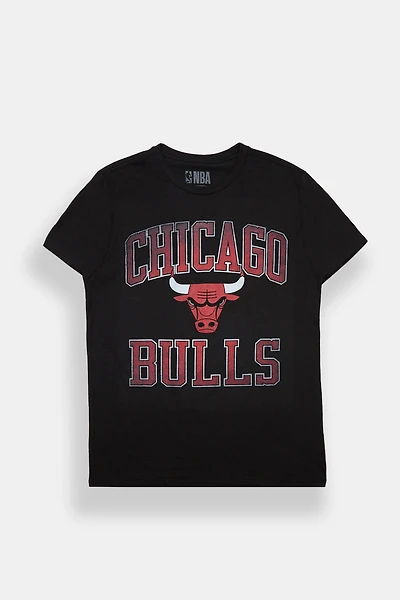 Chicago Bulls Distressed Logo Graphic Tee