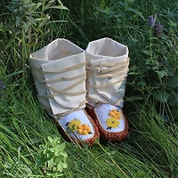 Abigail Clarke Ladies 8 Wraparound Moccasins