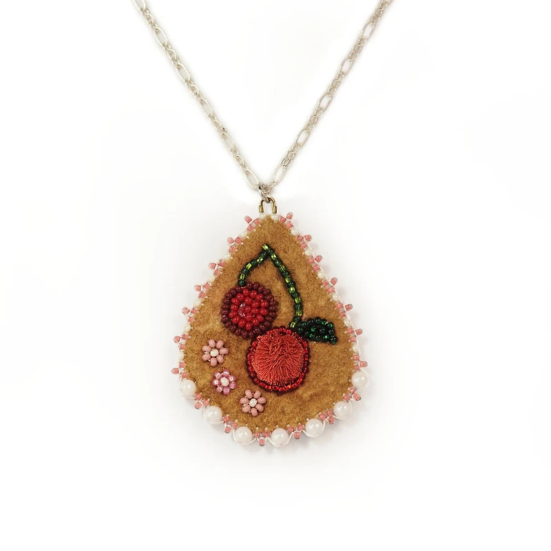 Collier de cerises en cristal de Behn