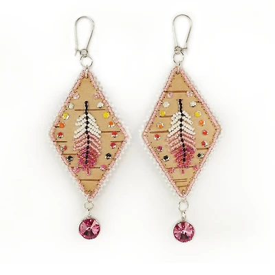 Boucles d'oreilles Jennifer Chartrand en perles roses et plumes