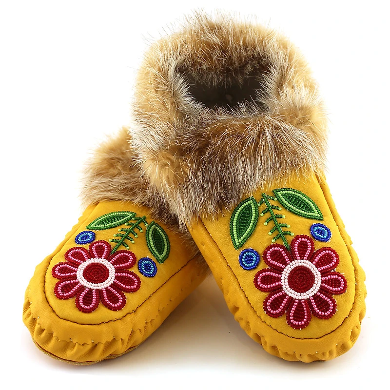 Rosa Scribe Ladies Muskrat Fur Moccasins