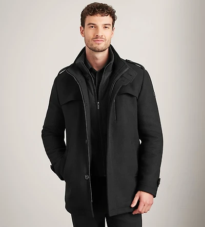 Manteau mi-long style militaire avec plastron coupe moderne