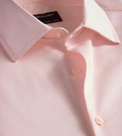 Chemise habillée en satinette sans repassage coupe moderne