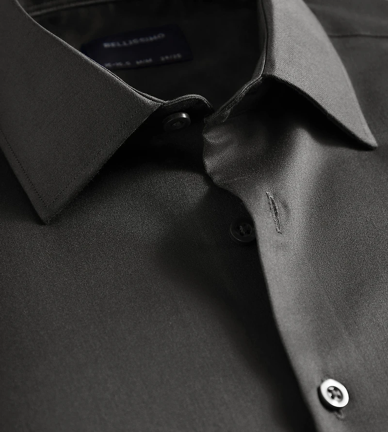 Chemise habillée en satin coupe slim sans repassage