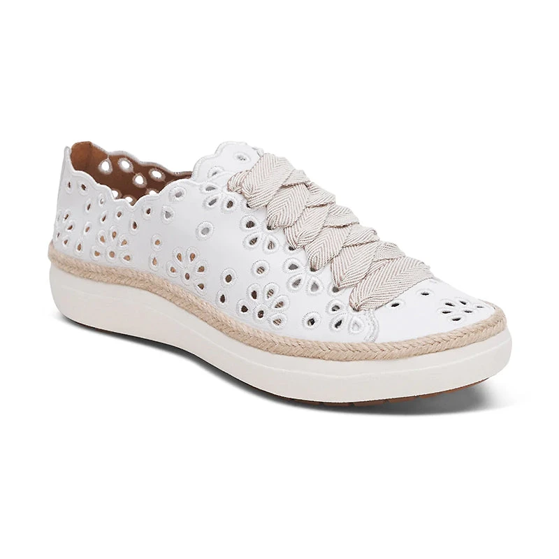 Women's Charlotte White