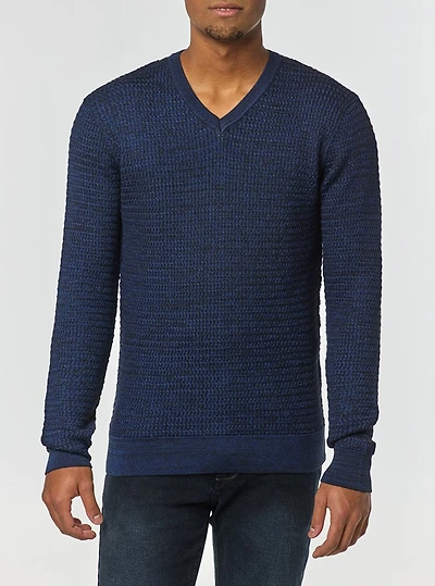 Men's v neck sweater