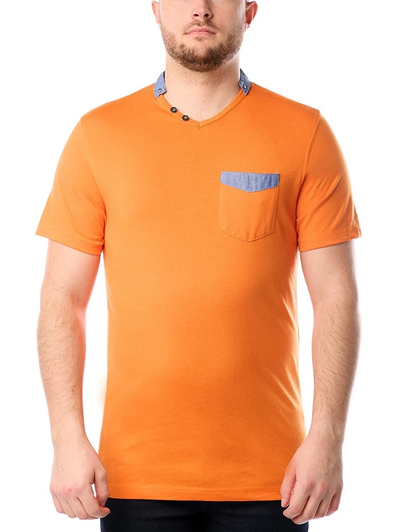 T-shirt à manches courtes col en V pour hommes