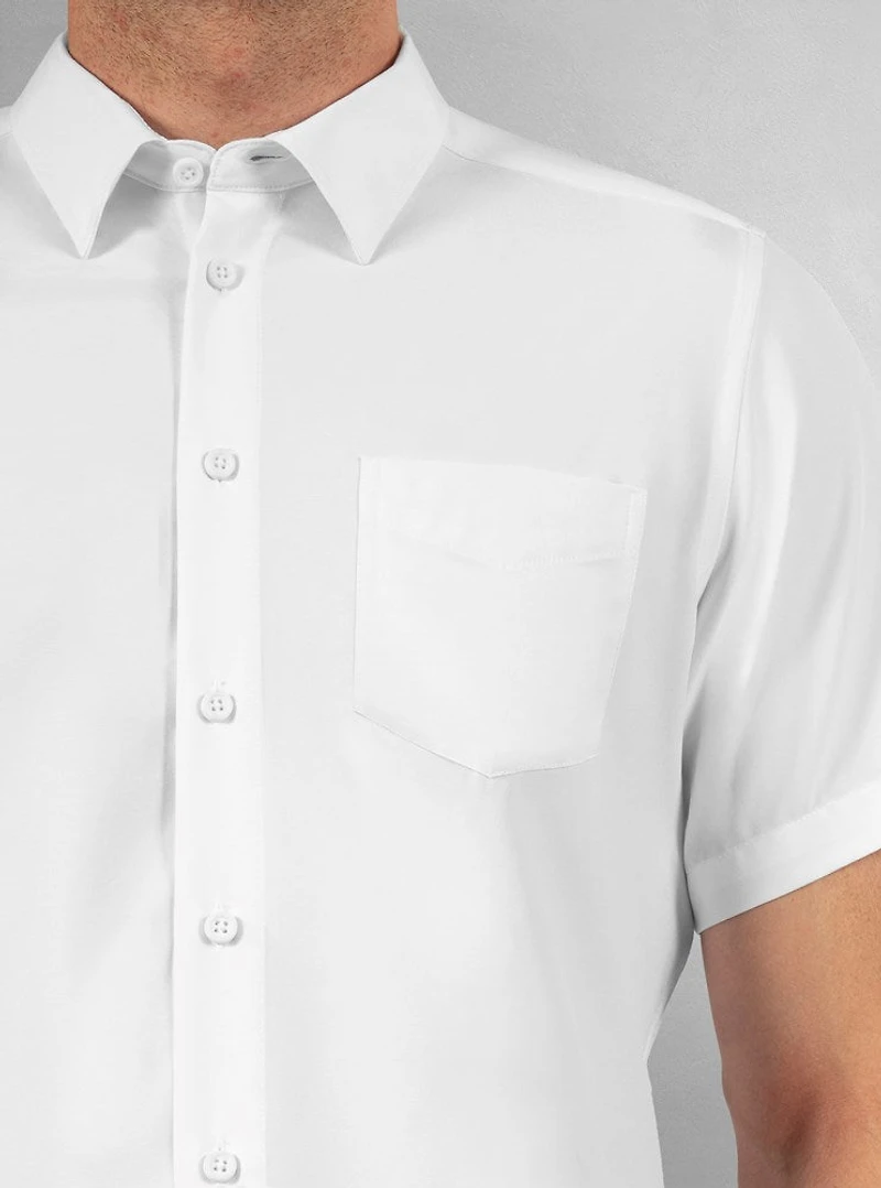Chemise stretch basique à manches courtes pour hommes
