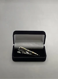 Pince à cravate pour homme