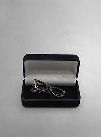 Pince à cravate pour homme