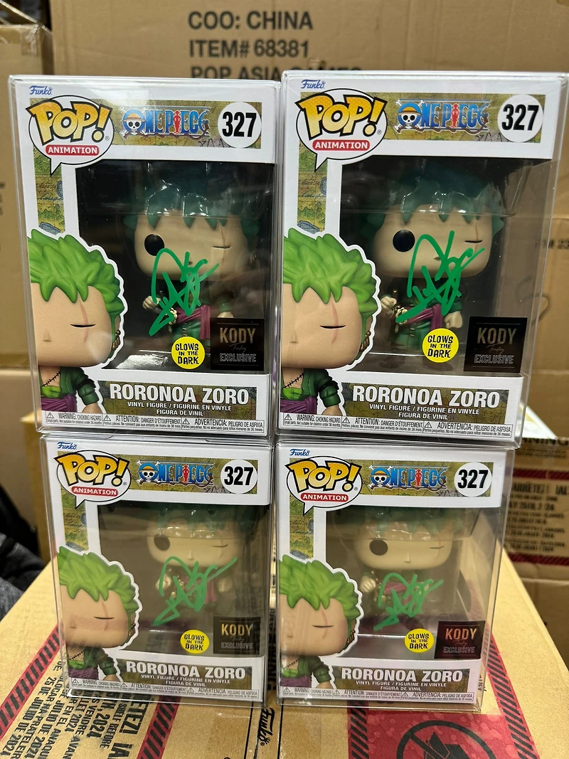 Funko Pop! Anime: One Piece - Roronoa Zoro #327 [KODY Exclusive - GITD] **SIGNED BY MACKENYU**