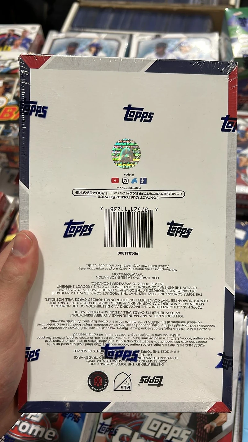 Topps Chrome 2022 Soccer Cards Hobby Box