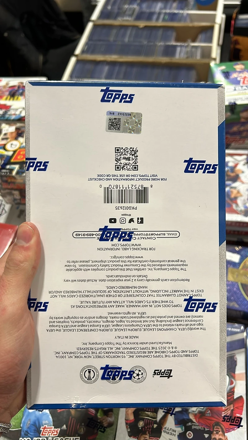 Topps Chrome 2022 / 2023 Soccer Cards Hobby Lite Box