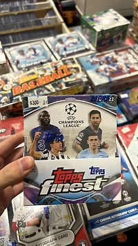 Topps Finest 2021 - 2022 Soccer Hobby Box