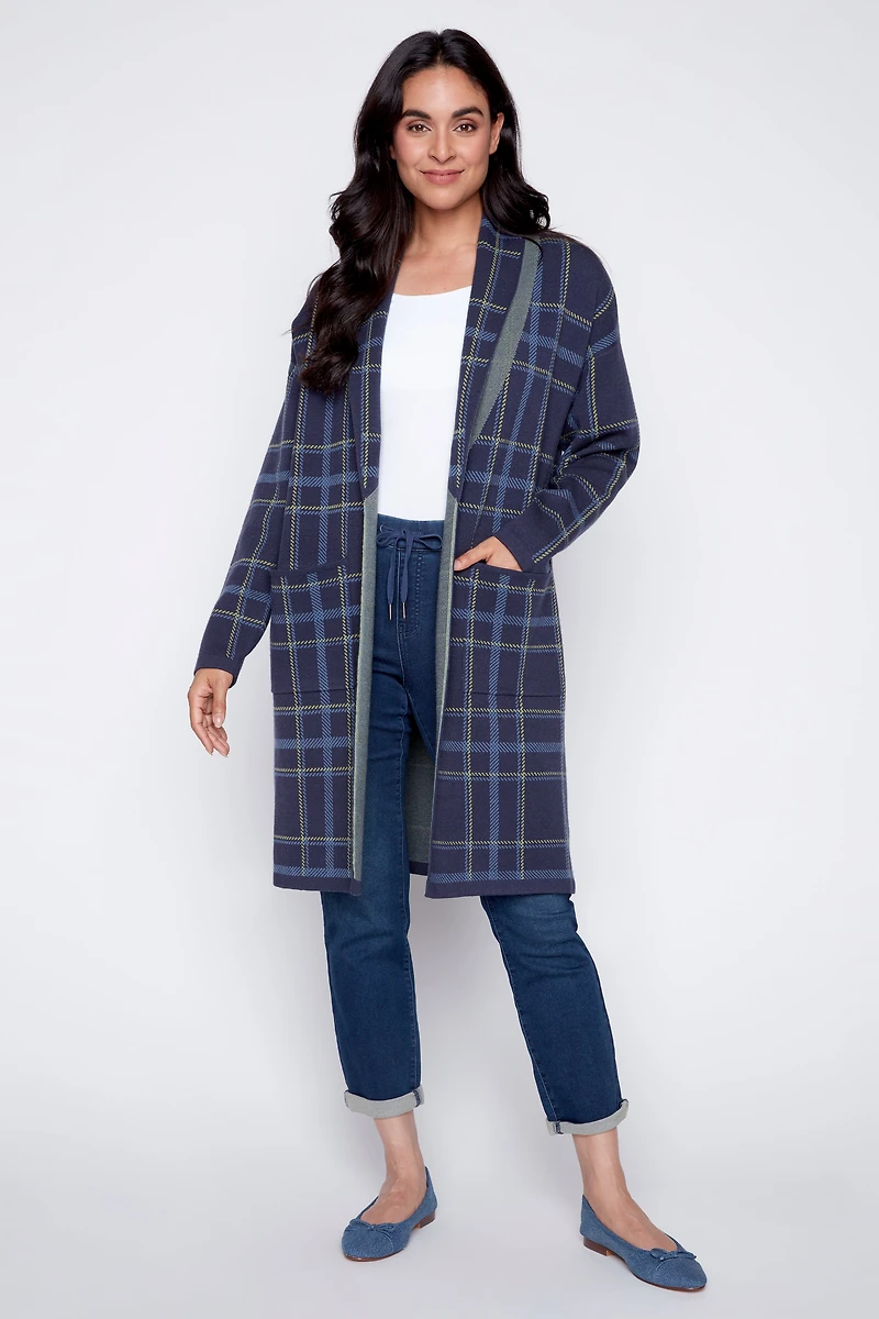Le manteau-cardigan à carreaux