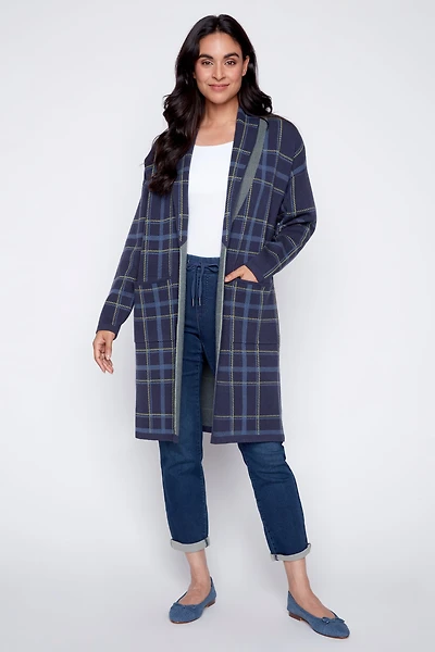 Le manteau-cardigan à carreaux