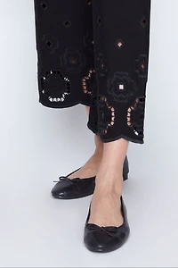 Laser cut embroidery hem wide leg capri