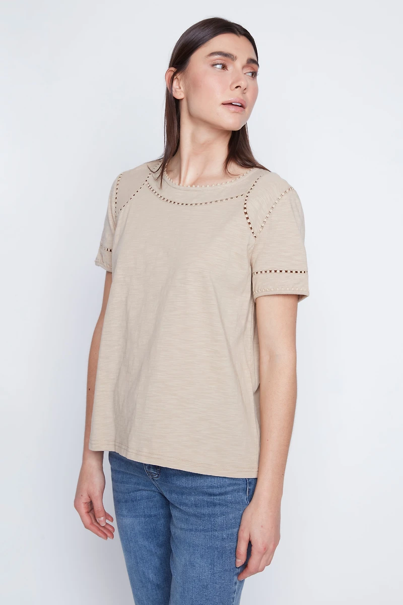 Le haut uni en coton