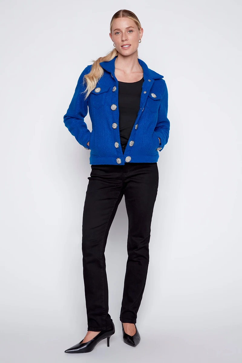 La veste en laine bouillie à gros boutons