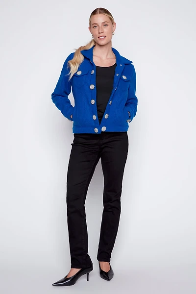 La veste en laine bouillie à gros boutons