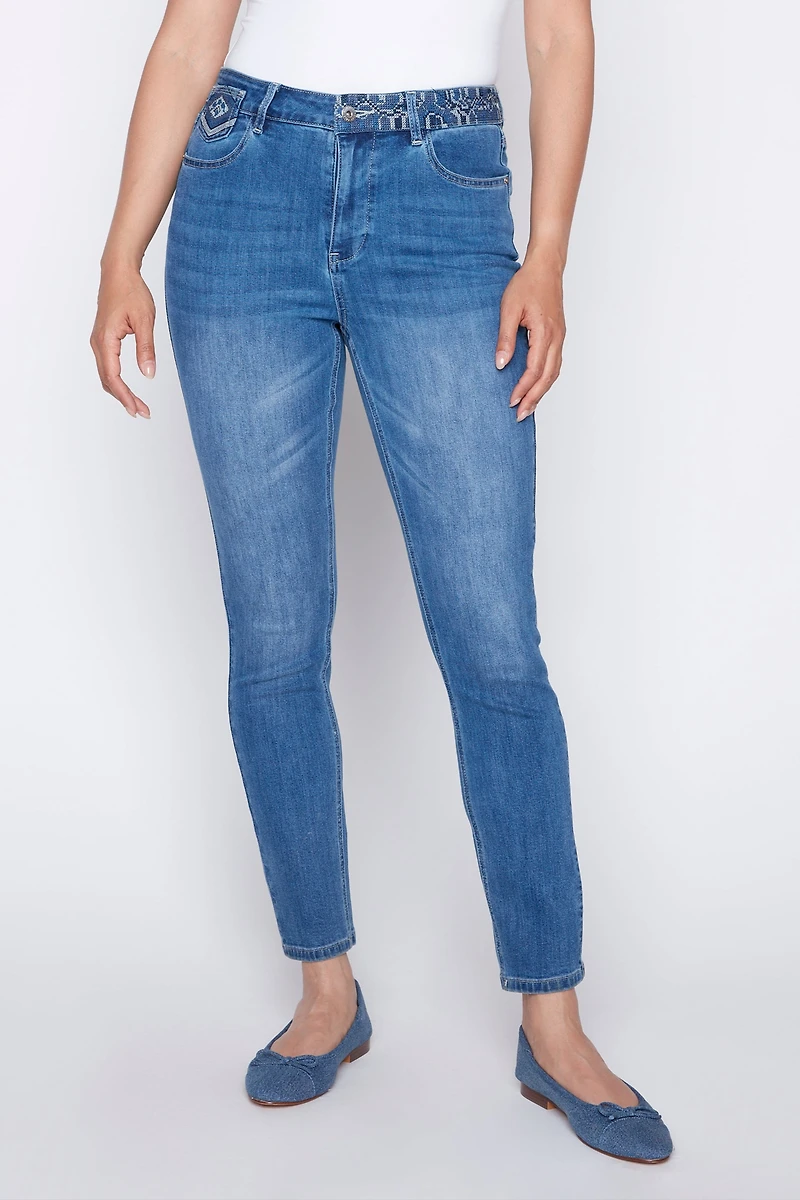 Slim leg embroidery detail jean