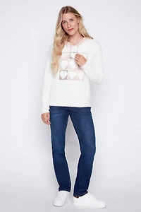 Le sweat à capuche avec motif de cœur