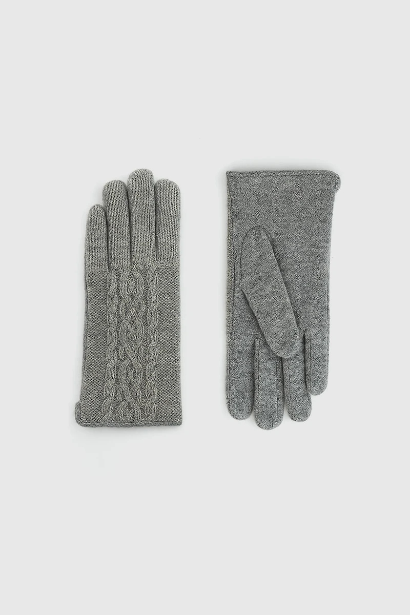 Wool blend cable knit gloves