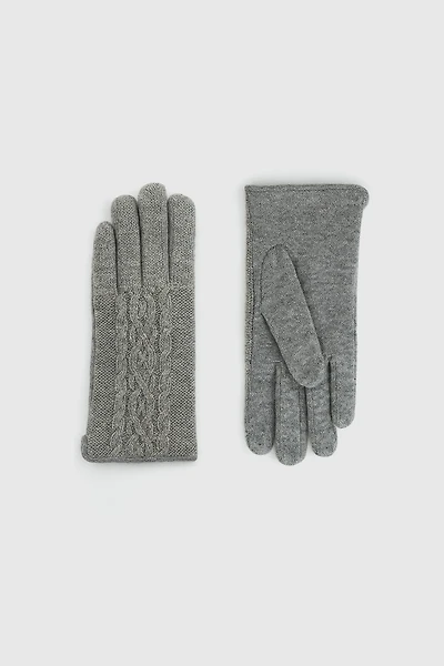 Wool blend cable knit gloves