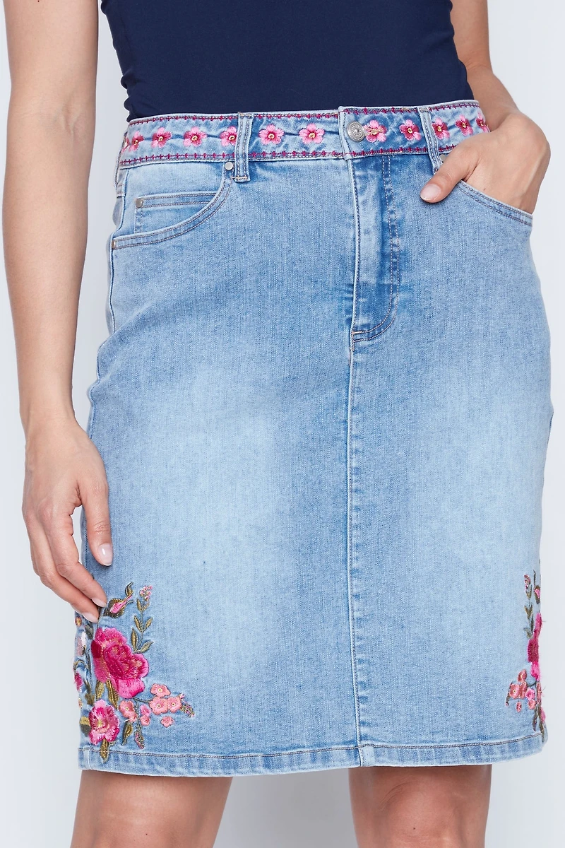 Rose embroidery skort