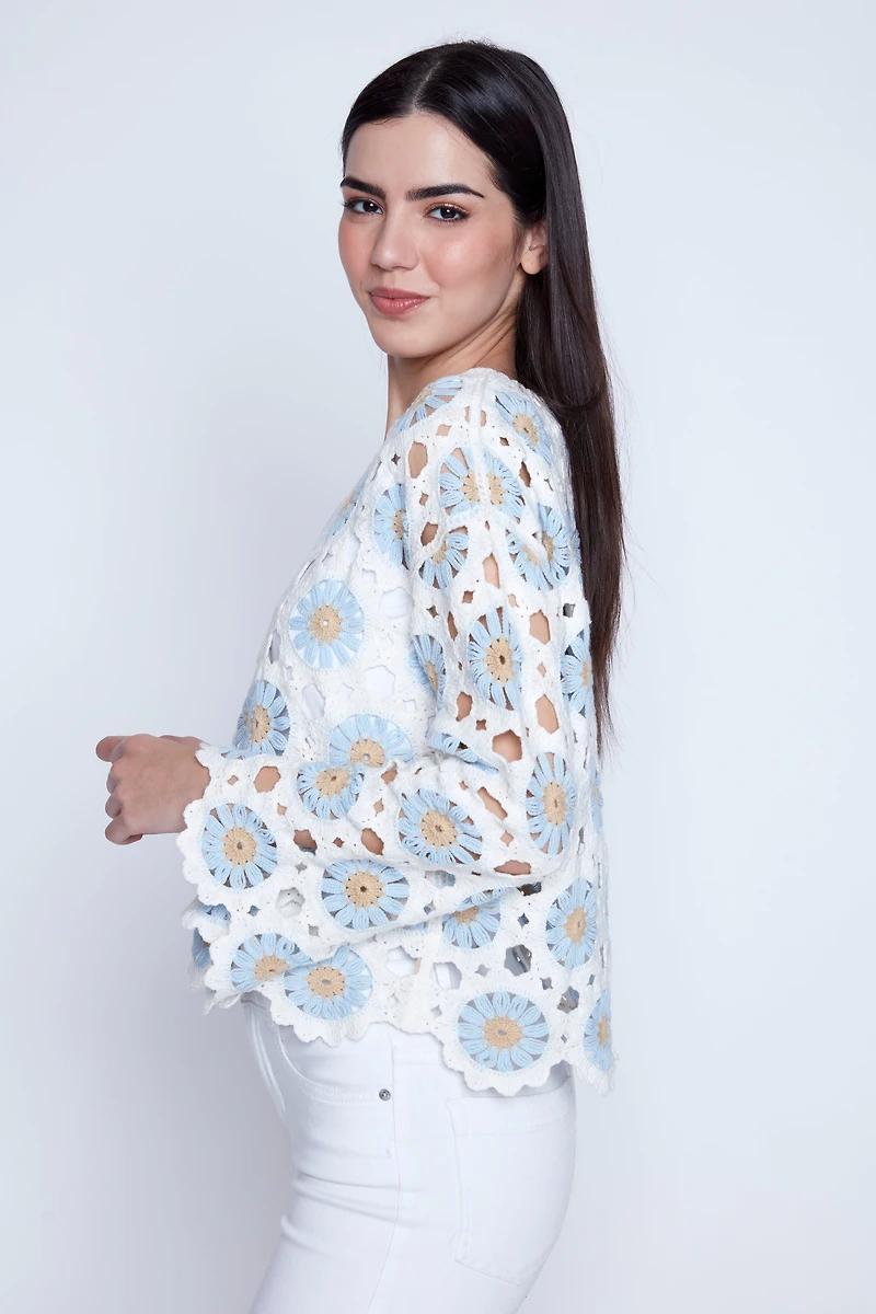 Bell sleeve geometric crochet top