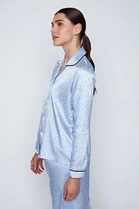 L'énsemble pyjama en satin à imprimé animalier