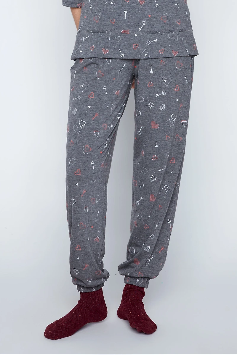 L'ensemble de vêtements d'intérieur à motif cœur et yeux