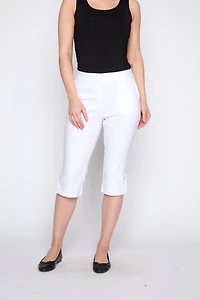 Le bermuda extensible à jambe étroite en bengaline