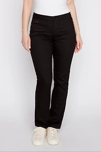 Slim leg basic jean