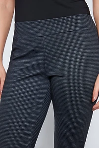 Slim leg houndstooth print pant