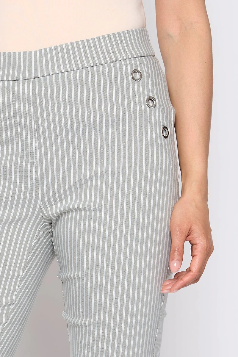 Stripe pull on capri