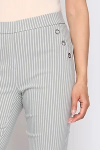 Stripe pull on capri
