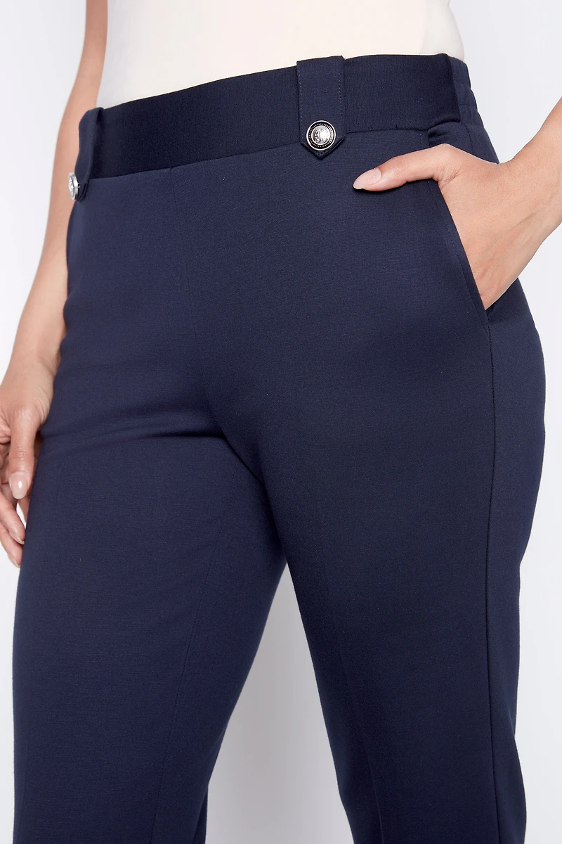 Le pantalon à revers uni