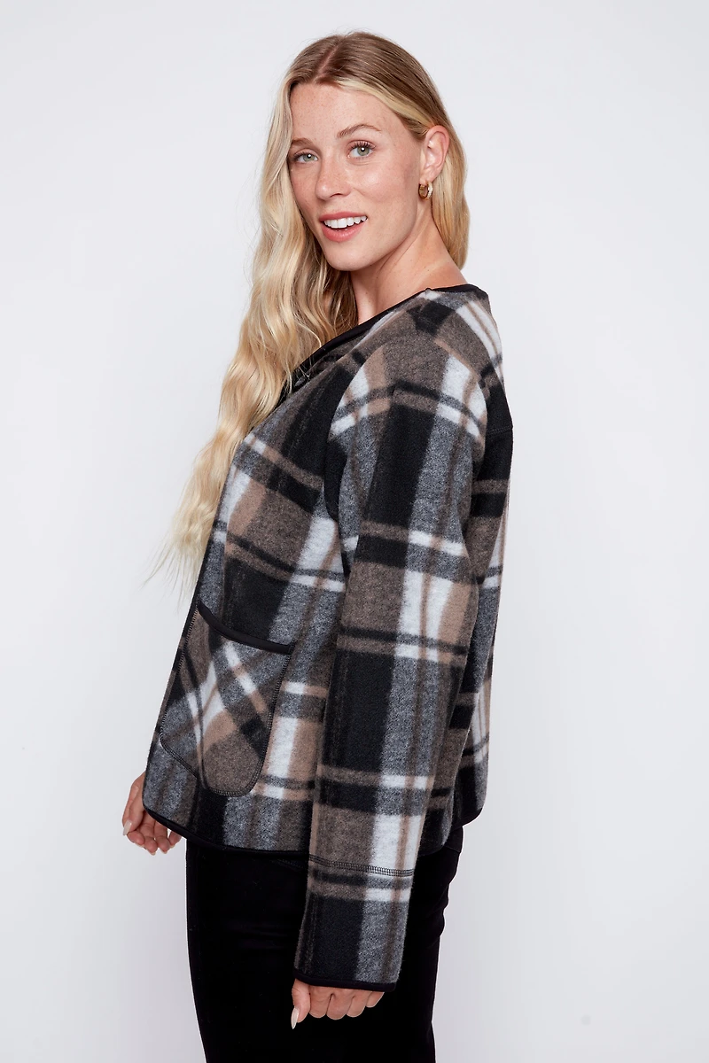Collarless plaid jacket