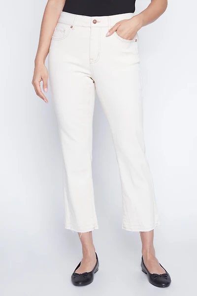 Le jean coloré Sophia à coupe légèrement évasée