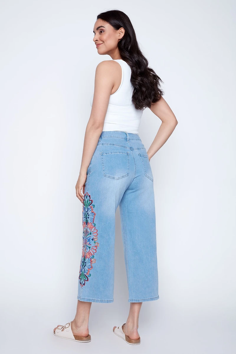 Wide leg embroidered denim capri