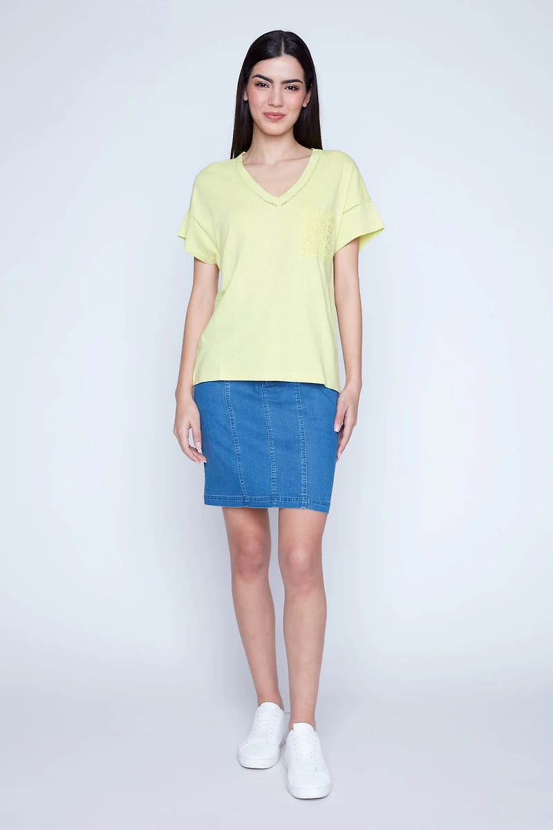 Le T-shirt en mélange de coton à col V