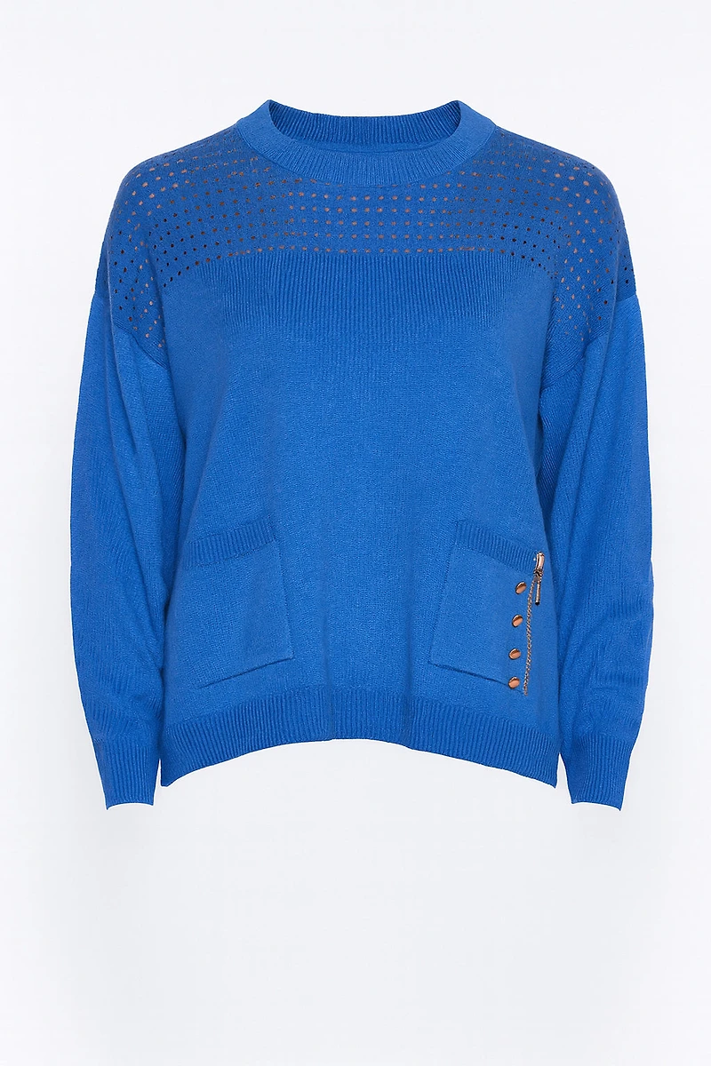 Le pull avec détails au crochet