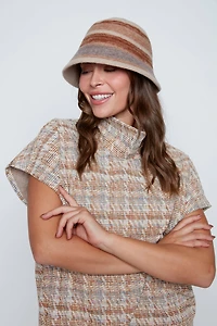 Boucle sleeveless cape