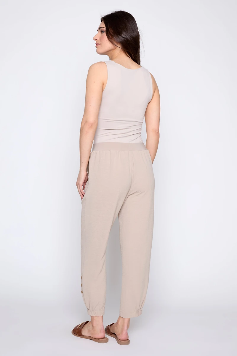 Le pantalon à enfiler