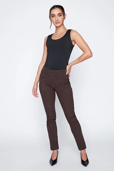 Le pantalon en velours côtelé à enfiler